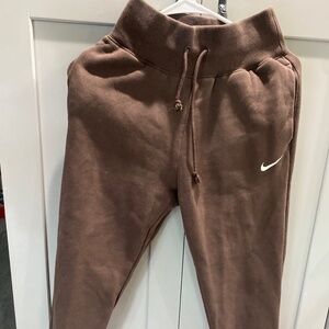 Nike chocolate sweats